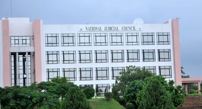 Hội đồng Tư pháp Quốc gia Nigeria (National Judicial Council - NJC) đang xem xét xử lý hơn 250 thẩm phán vi phạm kỷ luật (Ảnh: Premium Times Nigeria).