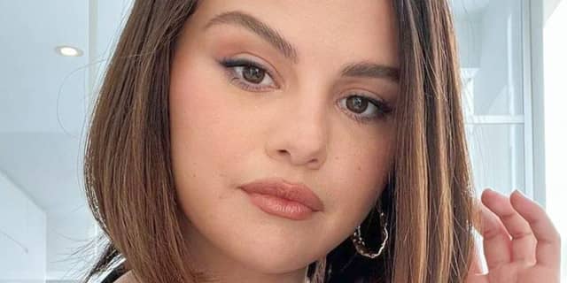 Selena Gomez khoe ảnh bikini gợi cảm khi nghỉ dưỡng tại Italy khiến fan chú ý