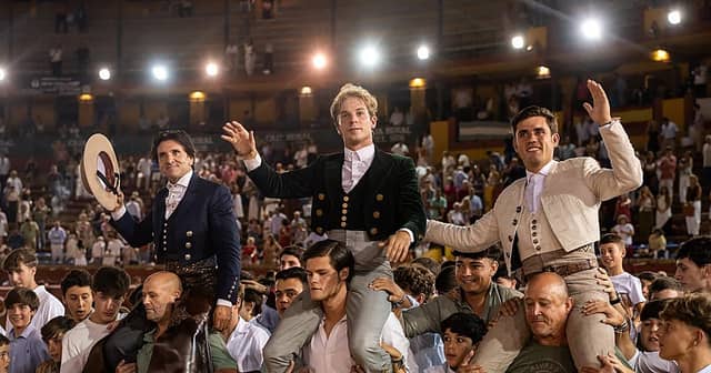 Diego Ventura, Guillermo Hermoso de Mendoza và Duarte Fernandes được vinh danh tại Huelva