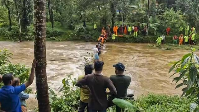 Mưa lớn kéo dài gây thiệt hại tại Kannur, Kerala với một người chết và hai người mất tích