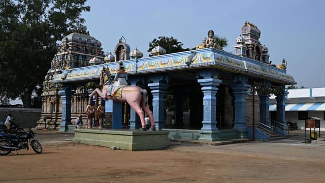 Chuyện ngạn ngữ Tamil 'Ontavantha Pidariyum Oor Pidariyum' và huyền thoại đằng sau