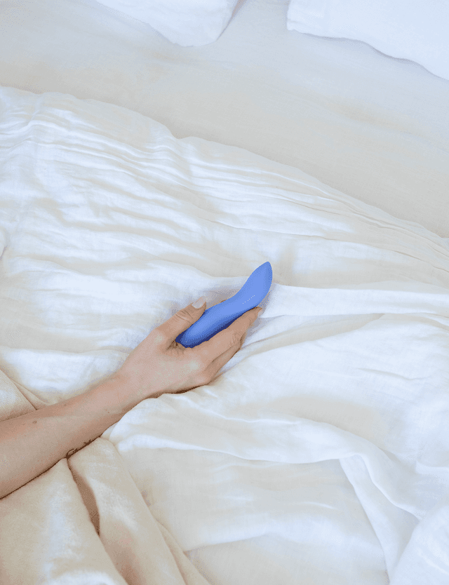 Phụ nữ tranh đấu để quảng cáo thiết bị chăm sóc sức khỏe tình dục trên tàu điện ngầm New York